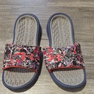 Under Armour slides‎